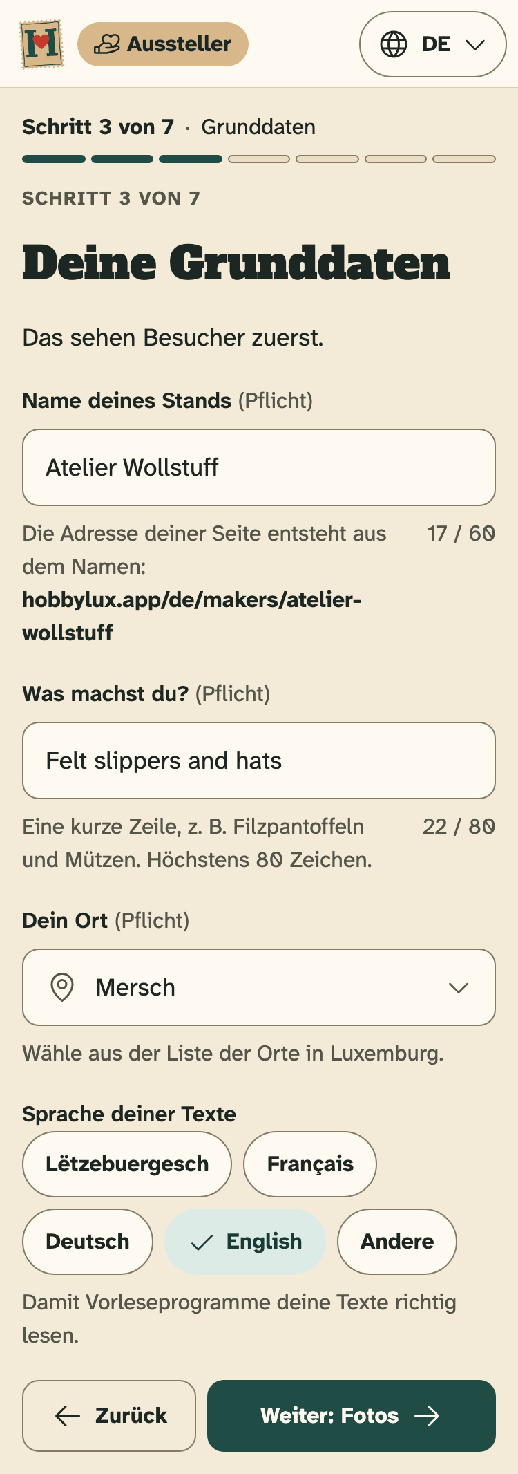 Screenshot von HobbyLux für Aussteller auf einem Handy: Schritt 3 von 7, deine Grunddaten.